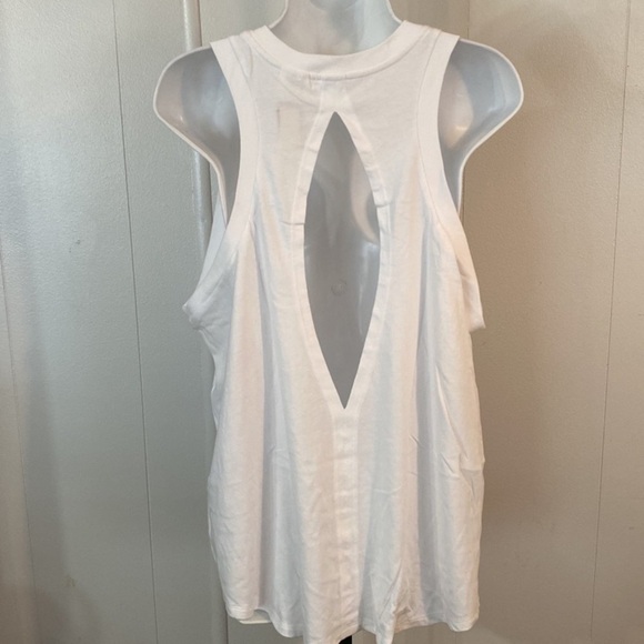 Victoria’s Secret PINK Cut Out Racer Back Tank Top NWT size XL - Picture 10 of 10